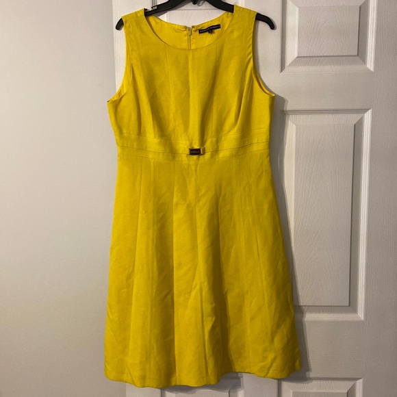 Isabella DeMarco Dresses & Skirts - Isabella DeMarco Womens Dress perfect for coming summer beautiful size 12